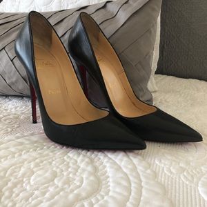 Christian Louboutin Black Classic Pumps 39.5